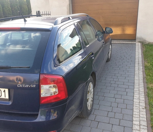 Skoda Octavia cena 18300 przebieg: 245000, rok produkcji 2011 z Żywiec małe 56